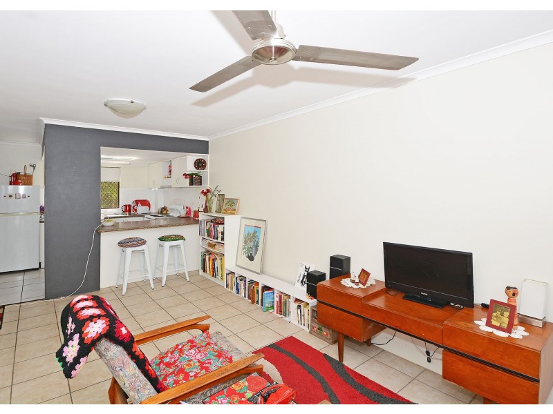 8/10 Mckean Road, Scarness QLD 4655