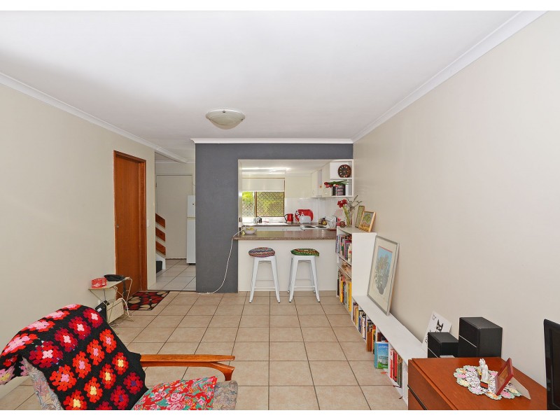 8/10 Mckean Road, Scarness QLD 4655