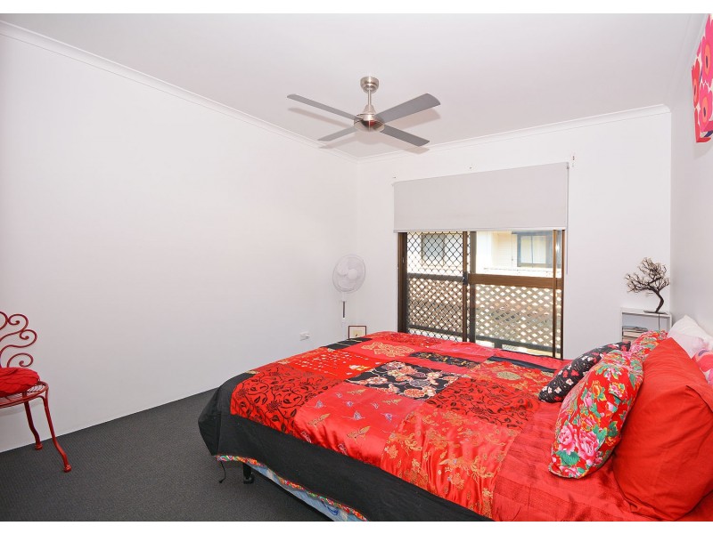 8/10 Mckean Road, Scarness QLD 4655