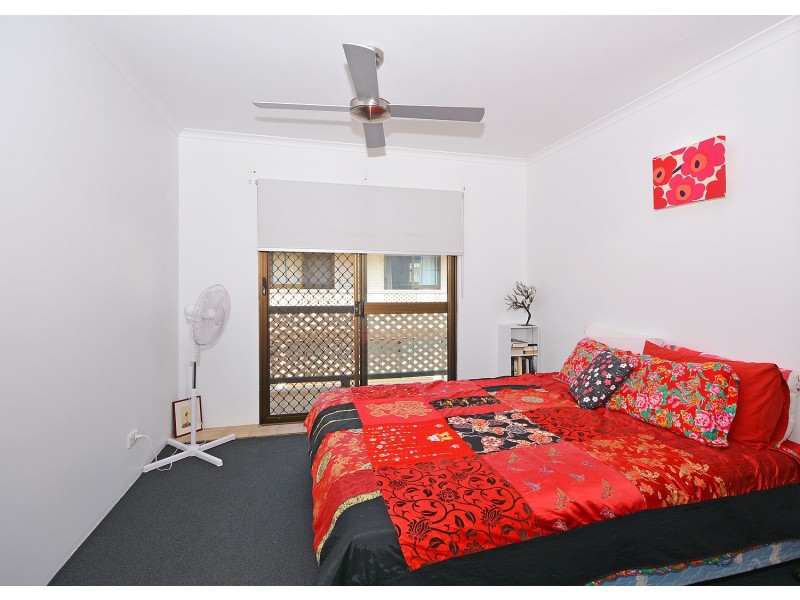8/10 Mckean Road, Scarness QLD 4655