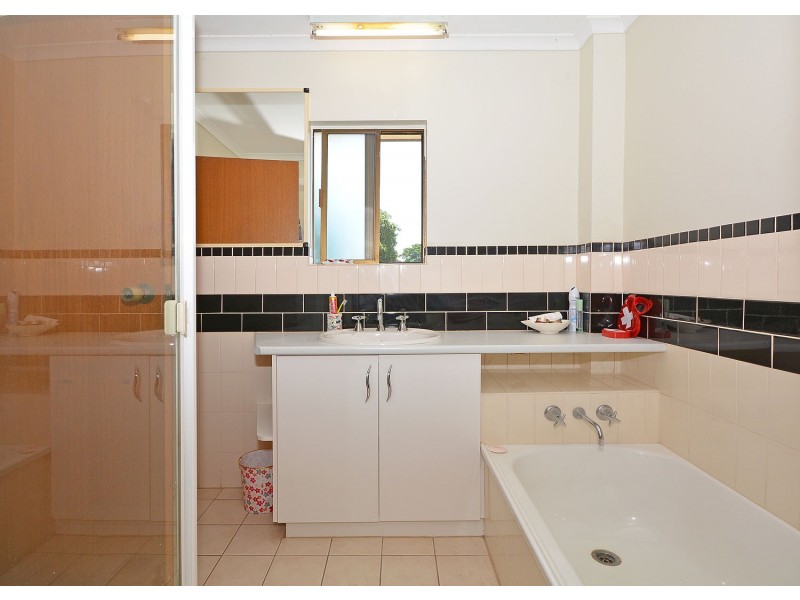 8/10 Mckean Road, Scarness QLD 4655