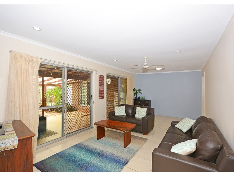 39 Hayworth Street, Point Vernon QLD 4655