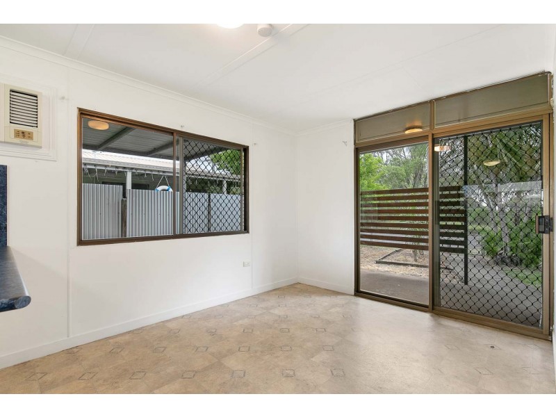 89 Pulgul Street, Urangan QLD 4655