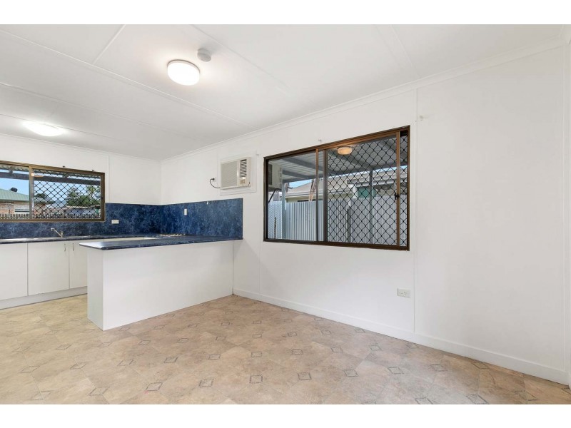 89 Pulgul Street, Urangan QLD 4655