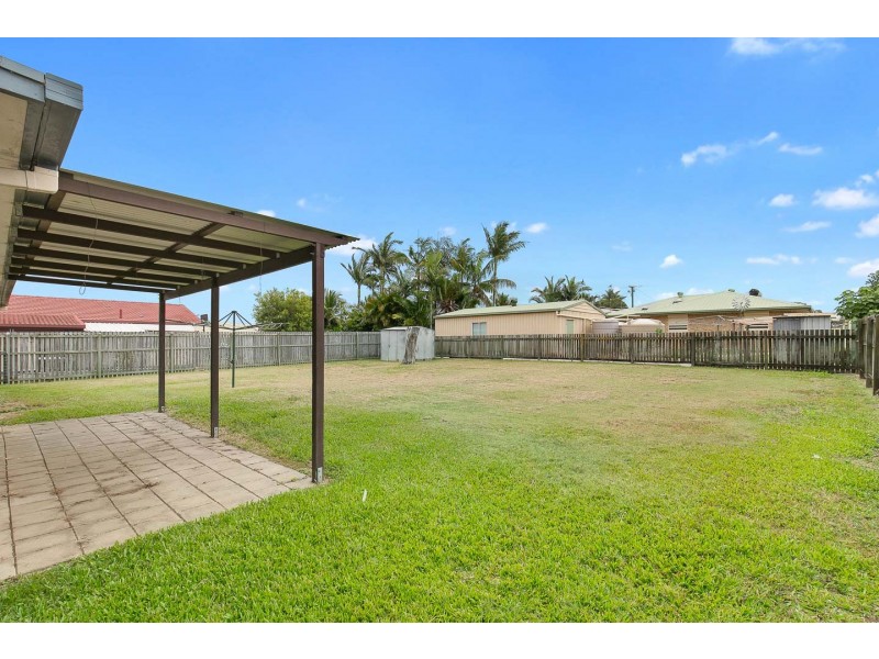 89 Pulgul Street, Urangan QLD 4655