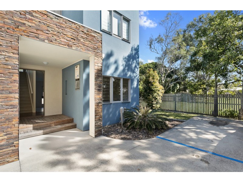 9/39-41 Stephenson Street, Pialba QLD 4655