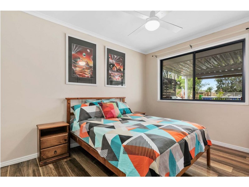 8 Tree View Road, Toogoom QLD 4655