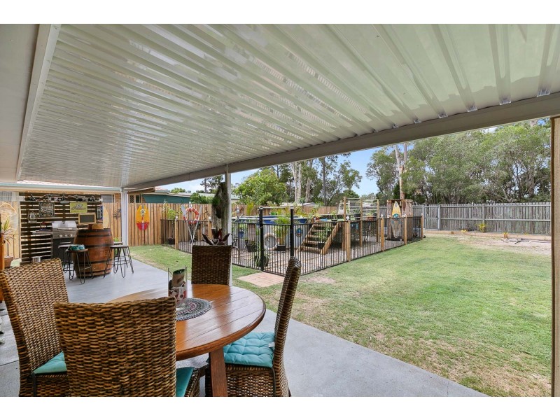 8 Tree View Road, Toogoom QLD 4655