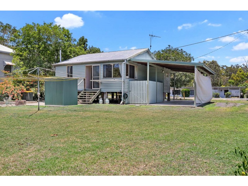58 Howard Street, Burrum Heads QLD 4659