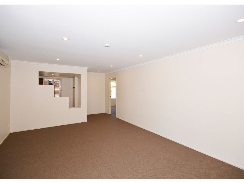 23 Thornbill Drive, Eli Waters QLD 4655