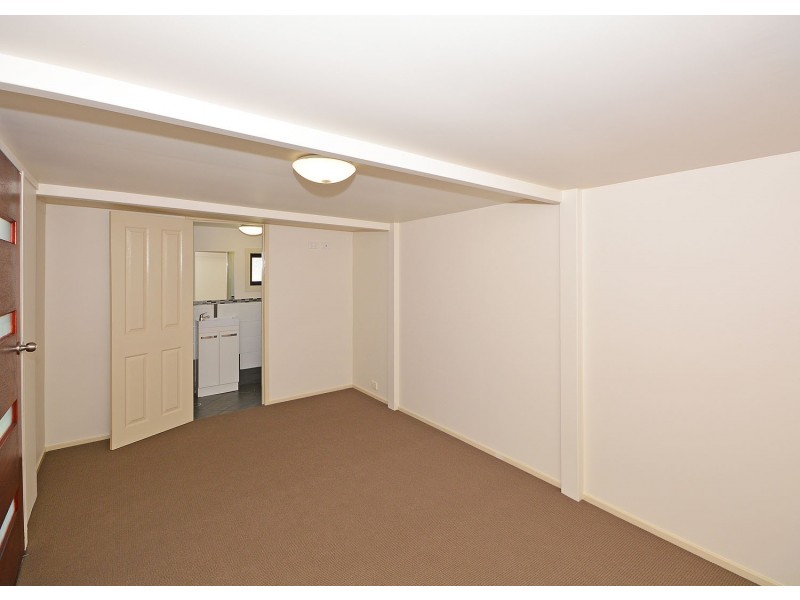 23 Thornbill Drive, Eli Waters QLD 4655