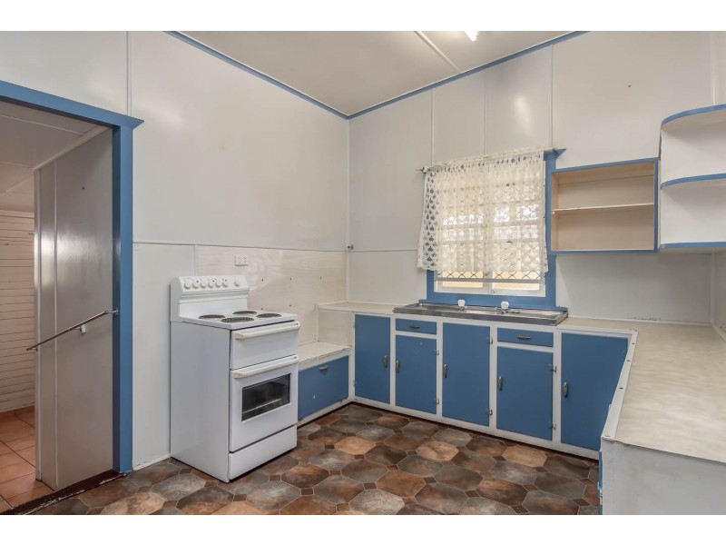 444 Esplanade, Torquay QLD 4655