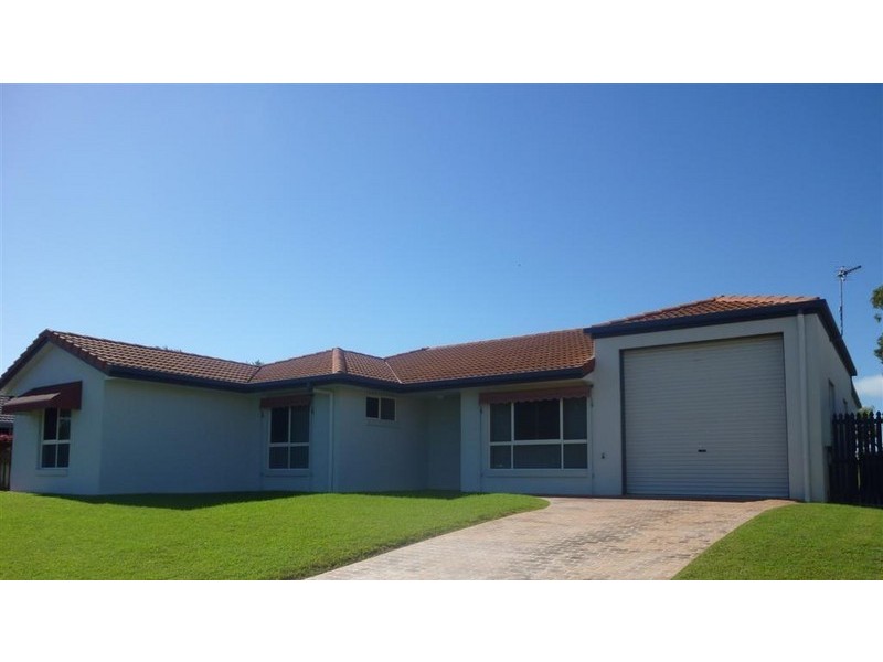52 Ann, Torquay QLD 4655
