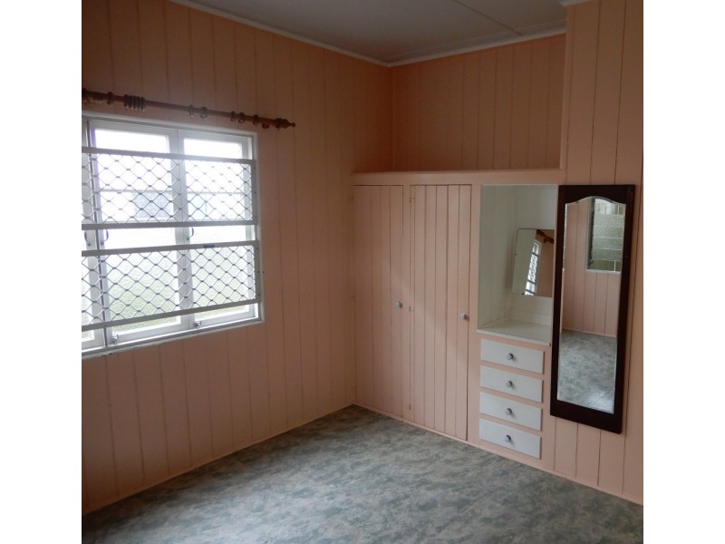 2/444 Esplanade, Torquay QLD 4655