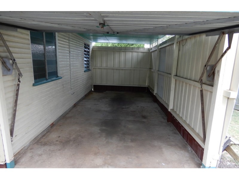 2/444 Esplanade, Torquay QLD 4655