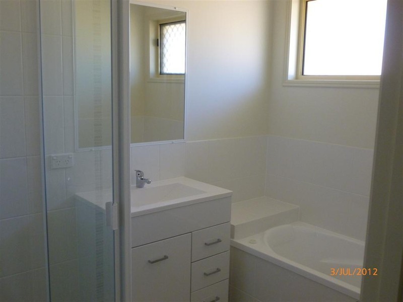 9 Conondale Court, Torquay QLD 4655