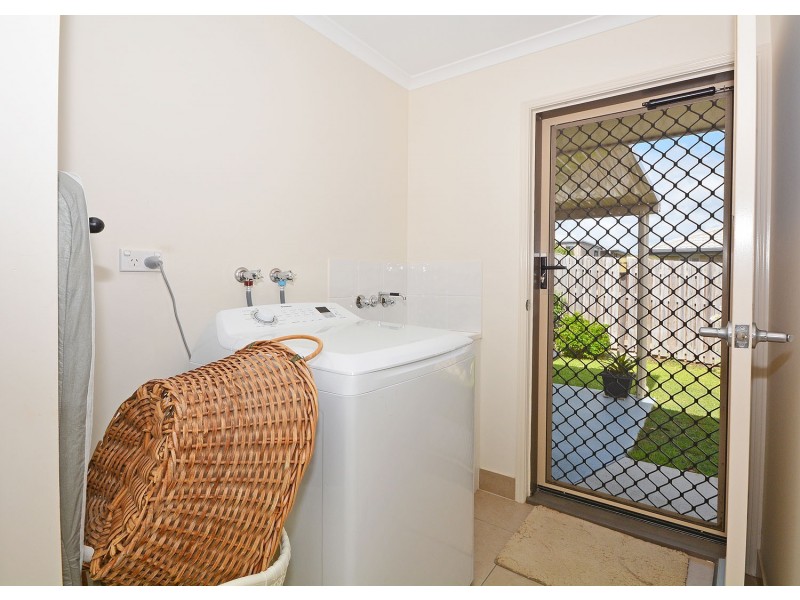 1 Sturt Street, Urraween QLD 4655