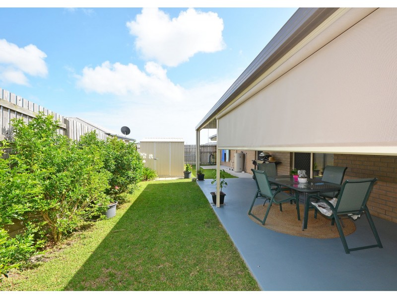 1 Sturt Street, Urraween QLD 4655