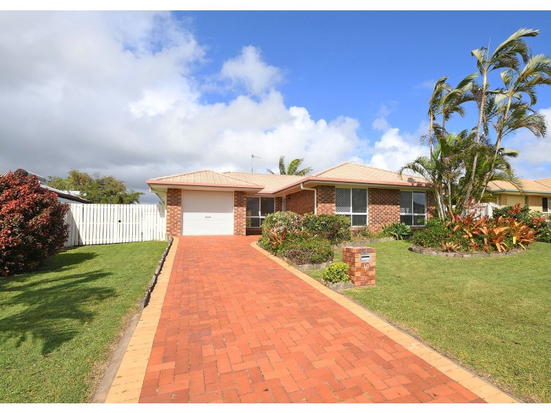 10 Hood Street, Urangan QLD 4655