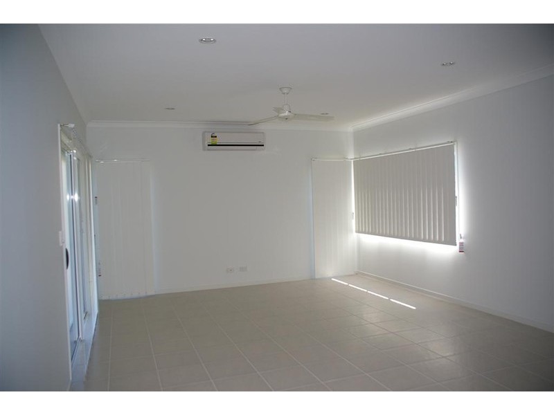 17 Swanview, Toogoom QLD 4655