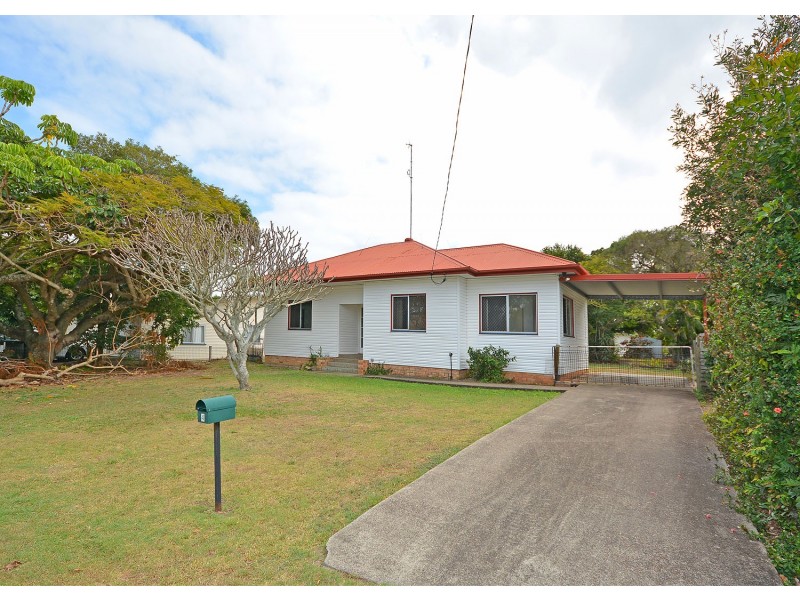 4 King Street, Urangan QLD 4655
