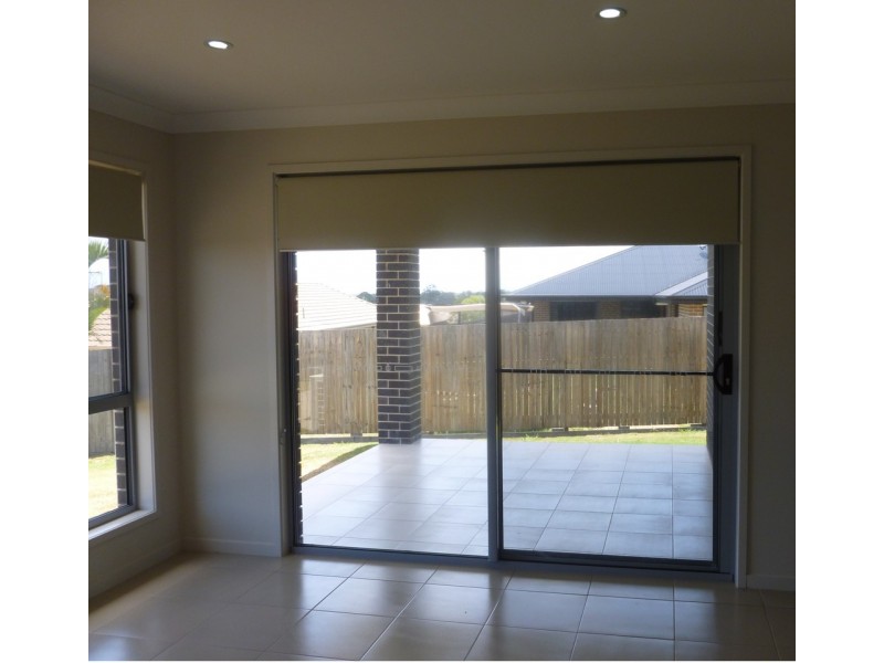 8 Parame Court, Nikenbah QLD 4655