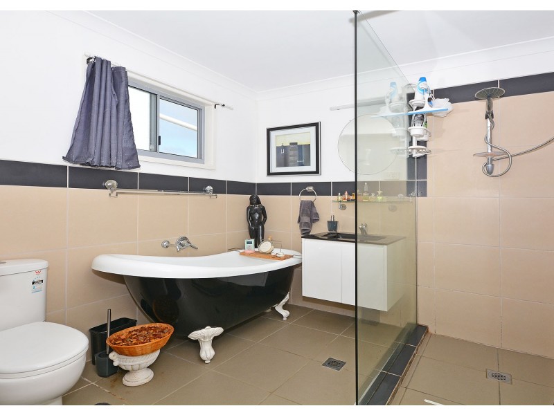 46 Bowarrady Ct, River Heads QLD 4655