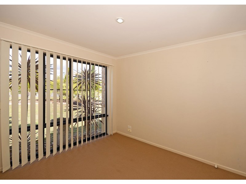 42 Heather Way, Urraween QLD 4655