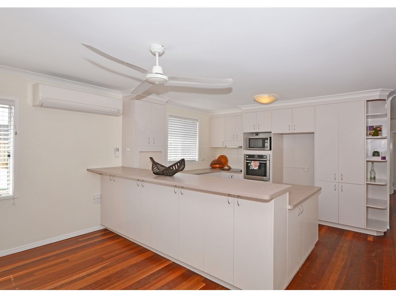 19 Cypress St, Torquay QLD 4655