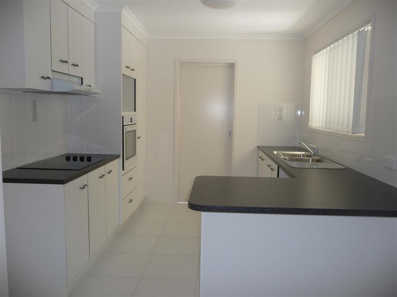 80A CORFIELD ST, Point Vernon QLD 4655