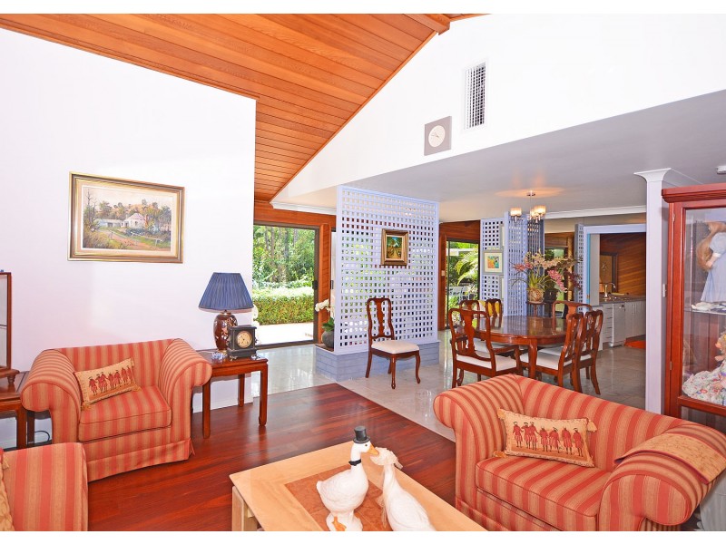 148 Christensen St, Urraween QLD 4655