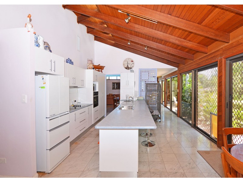 148 Christensen St, Urraween QLD 4655