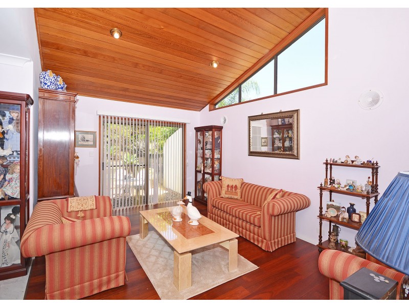 148 Christensen St, Urraween QLD 4655