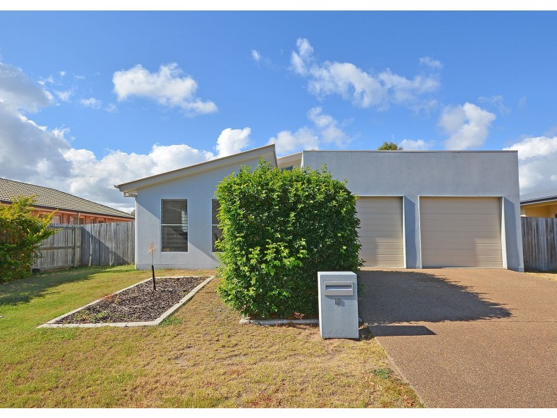 13 Northshore Ave, Toogoom QLD 4655