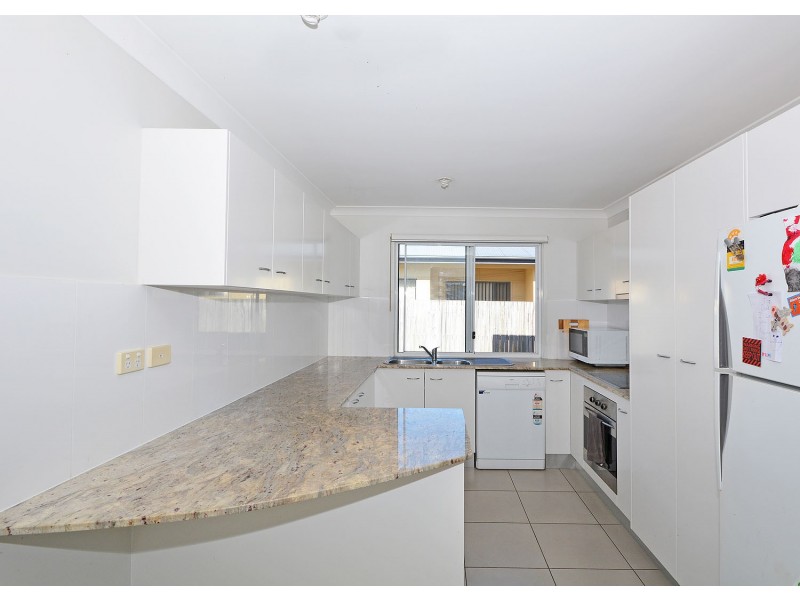 13 Northshore Ave, Toogoom QLD 4655