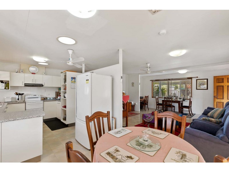 80 Howard Street, Burrum Heads QLD 4659