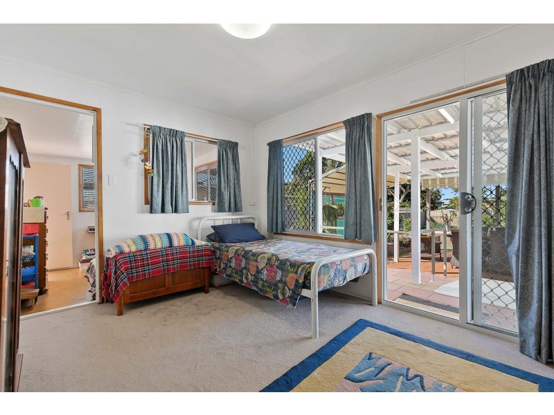80 Howard Street, Burrum Heads QLD 4659