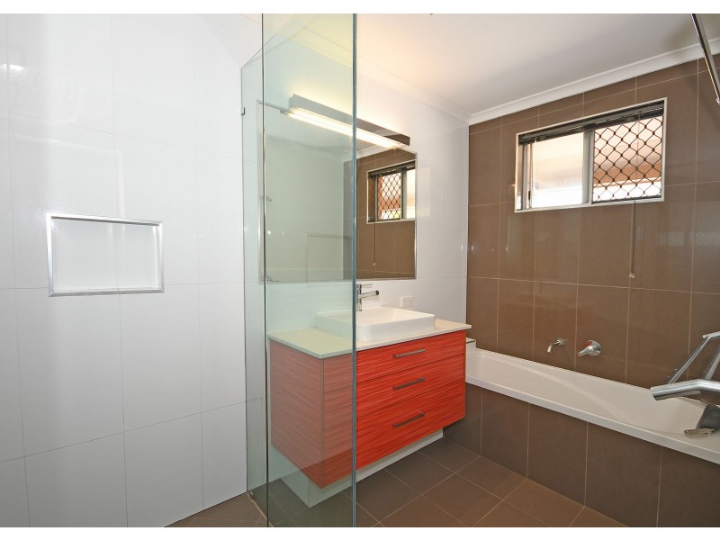 35 Tingira Terrace, Scarness QLD 4655