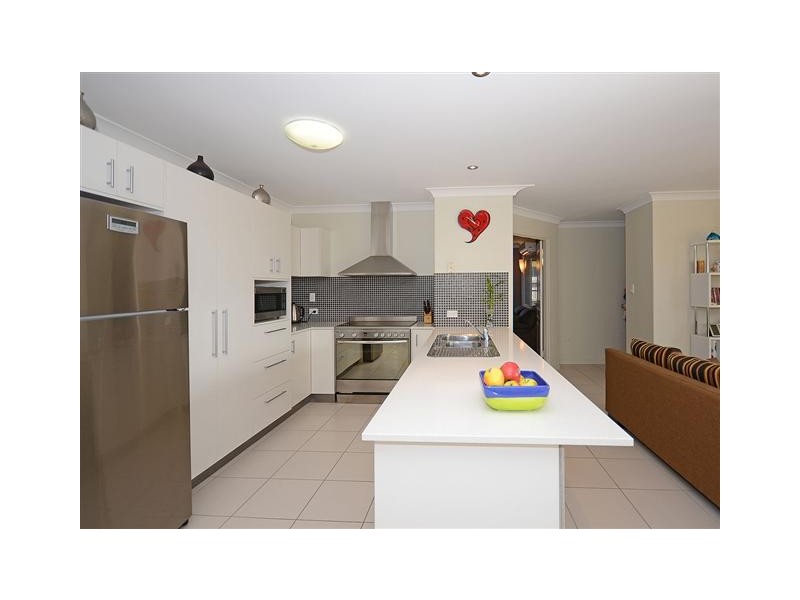 10 Harly Court, Urraween QLD 4655