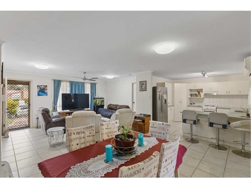 4 Meledie Avenue, Kawungan QLD 4655