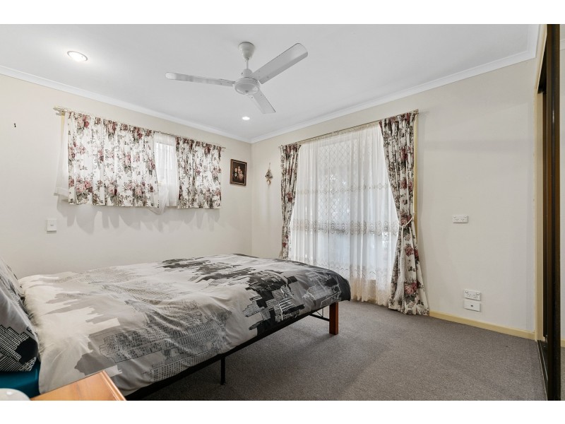 4 Meledie Avenue, Kawungan QLD 4655