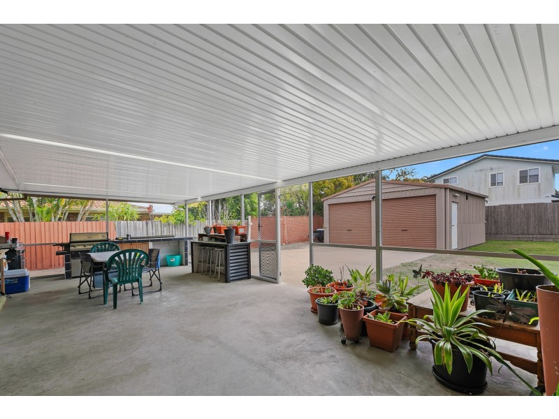 4 Meledie Avenue, Kawungan QLD 4655