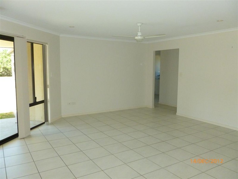1 Northwest Bay Court, Wondunna QLD 4655