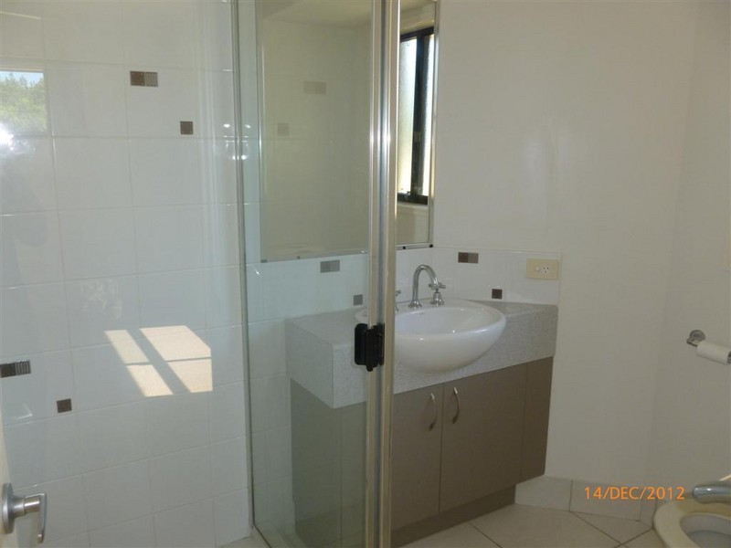 1 Northwest Bay Court, Wondunna QLD 4655