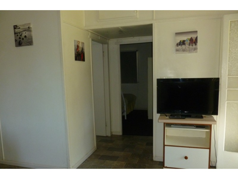 99 Freshwater Street, Torquay QLD 4655