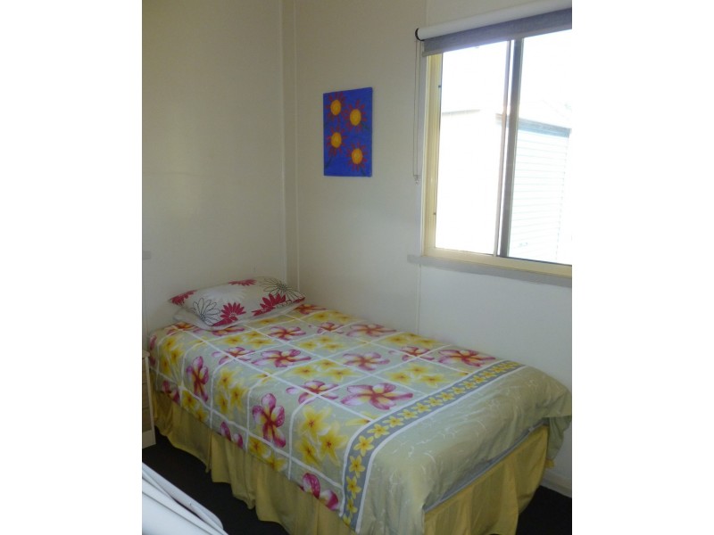 99 Freshwater Street, Torquay QLD 4655