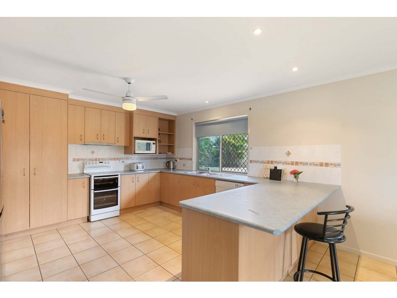 51 Carls Road, Dundowran QLD 4655