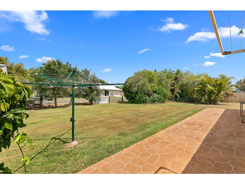 51 Carls Road, Dundowran QLD 4655