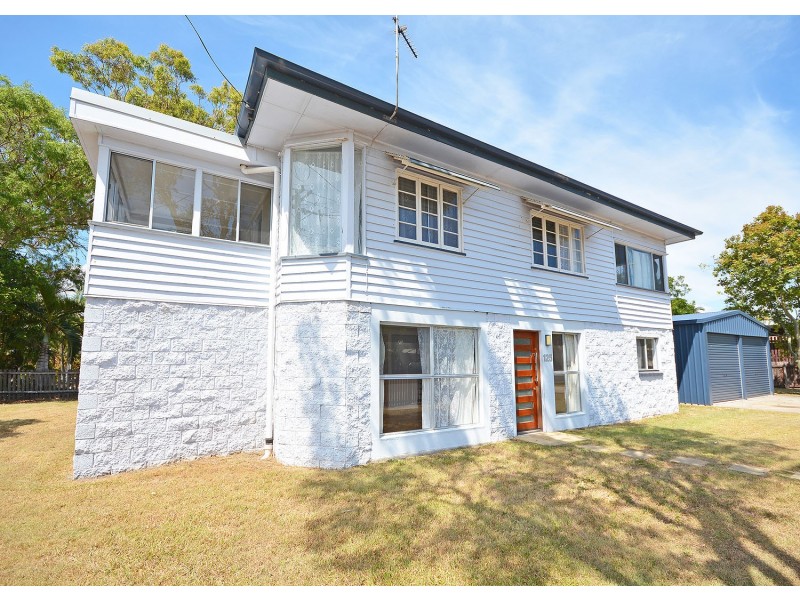 125 Pulgul Street, Urangan QLD 4655