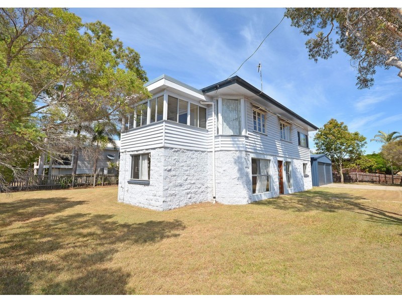125 Pulgul Street, Urangan QLD 4655